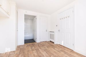 Photo 5- click for photo gallery